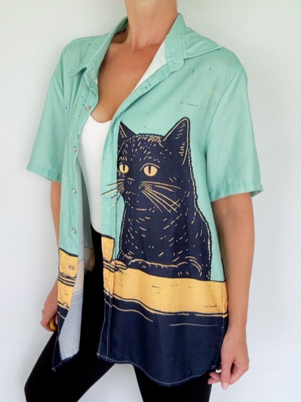 Mint green teacup cat oversized longline button down bowling shirt size large